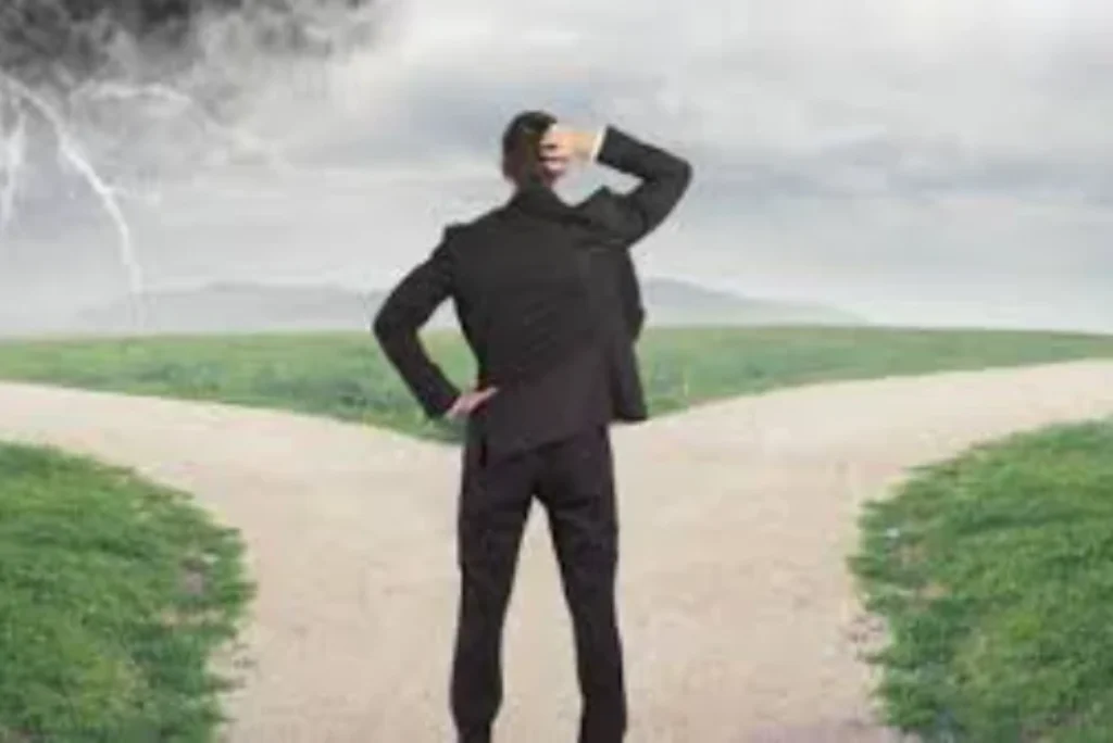 NAS ENCRUZILHADAS DA VIDA DOIS CAMINHOS, UMA DECISÃO !