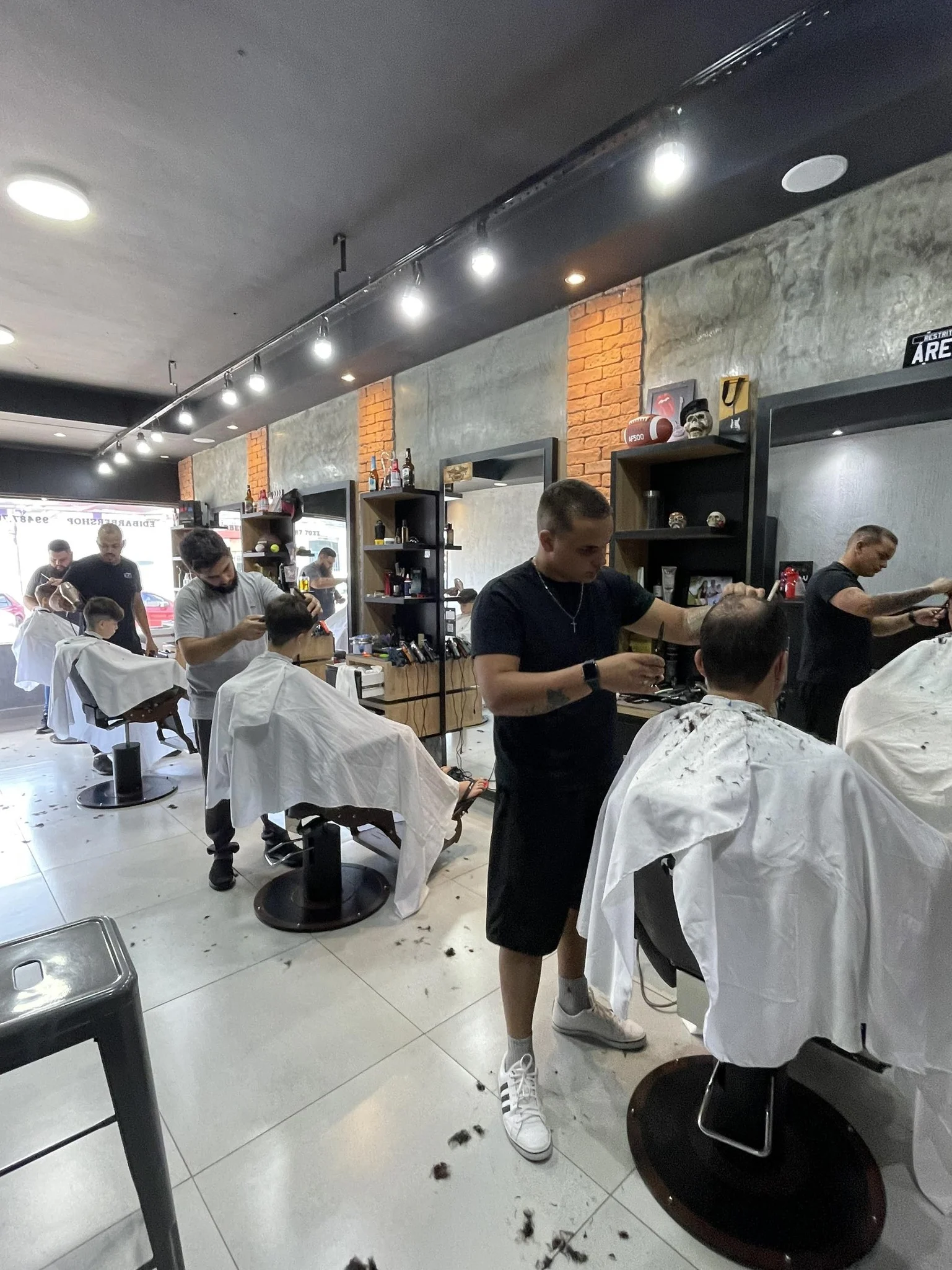 EDI BARBER SHOP
