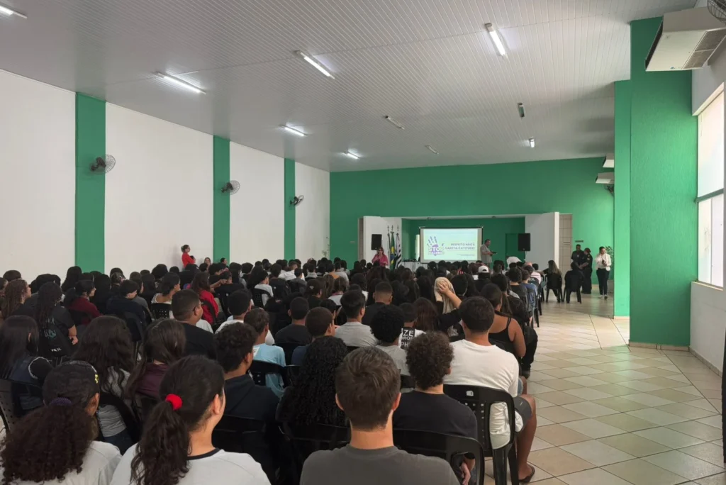 Palestra sobre Bullying e Cyberbullying